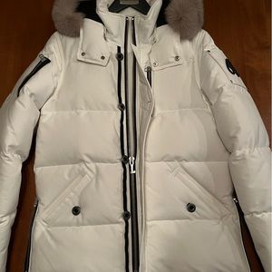 Moose Knuckles core collection 3Q jacket. Size M